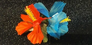 Hawaiian Pinup Tiki 1950s Flower Hair Clip Red Blue - Picture 1 of 1