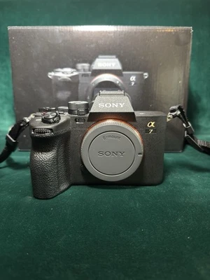 Sony Alpha 7 IV - 33MP Spiegellose Systemkamera BODY Schwarz - Bild 1 von 4