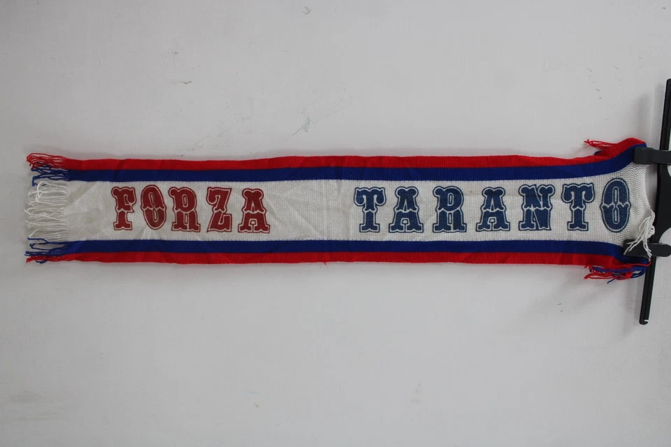 Sciarpa scarf Calcio TARANTO bufanda Schal écharpe - Immagine 1 di 1
