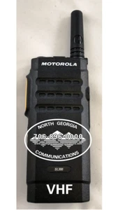 Motorola MotoTRBO SL300 VHF 99 CH con pantalla activa  - Imagen 1 de 5