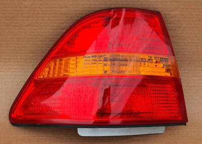LEXUS LS430 2001-2003 LUZ TRASERA LADO CONDUCTOR LADO IZQUIERDO OEM JDM usada Foto 1 de 4