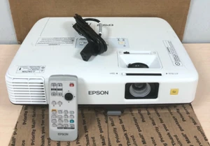 Epson PowerLite 1960 3LCD XGA Projector 327 HOURS W/REMOTE - Afbeelding 1 van 9