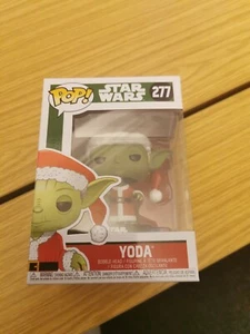 STAR WARS FUNKO POP VINYL FIGURE - 277 - YODA BOBBLE-HEAD SANTA CLAUS - Picture 1 of 1