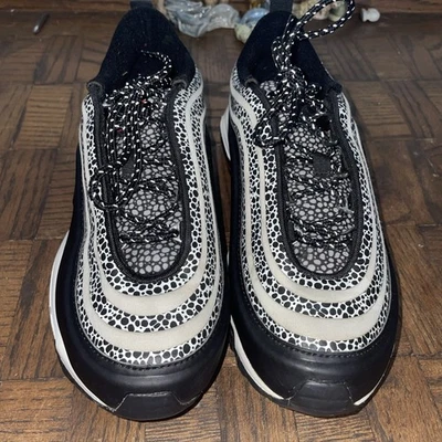Zapatos de cuero para mujer Nike Air Max 97 SE Safari blanco y negro talla 9 Foto 1 de 4