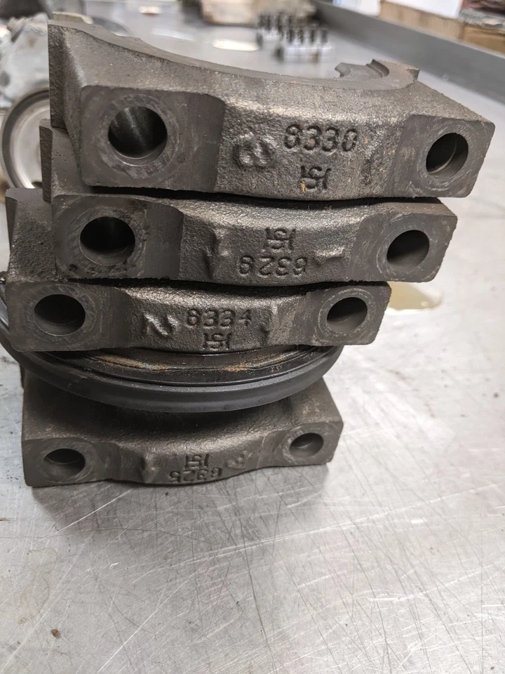 Tapas principales bloque motor para Ford Explorer 4.0 09-10 Foto 1 de 4