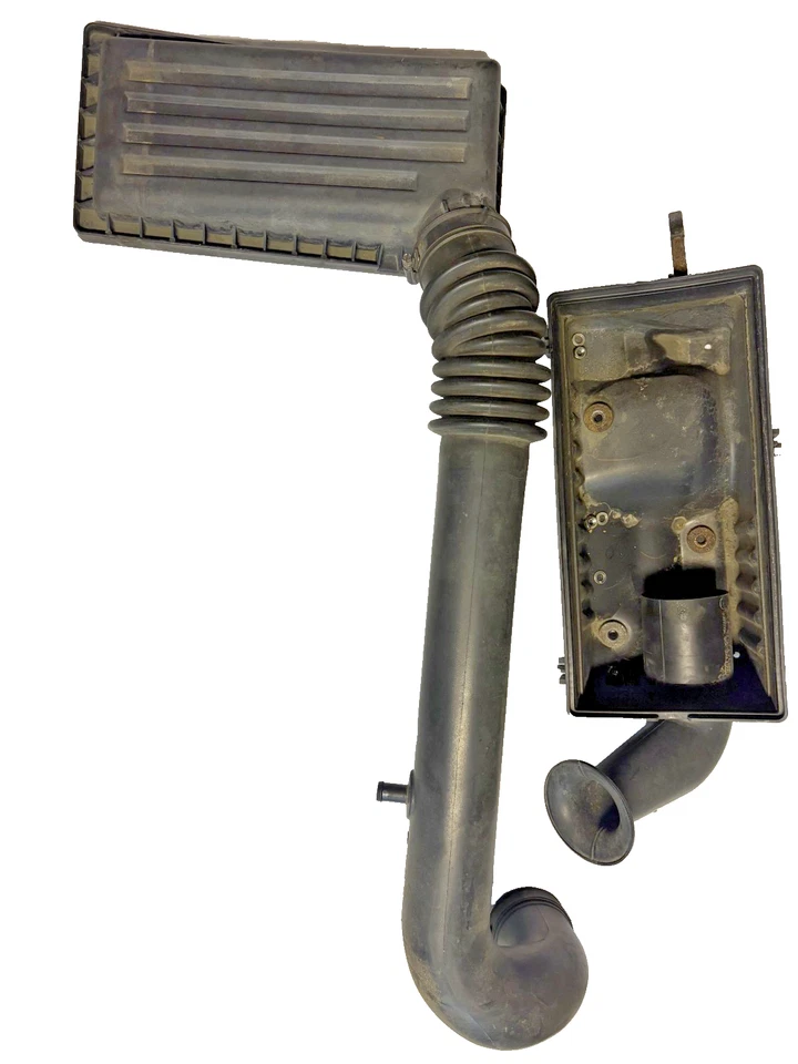 Air Cleaner Box Hose Assembly w/ Inlet Tube 4.0 Jeep TJ Wrangler 97-04 OEM - Image 1 of 1