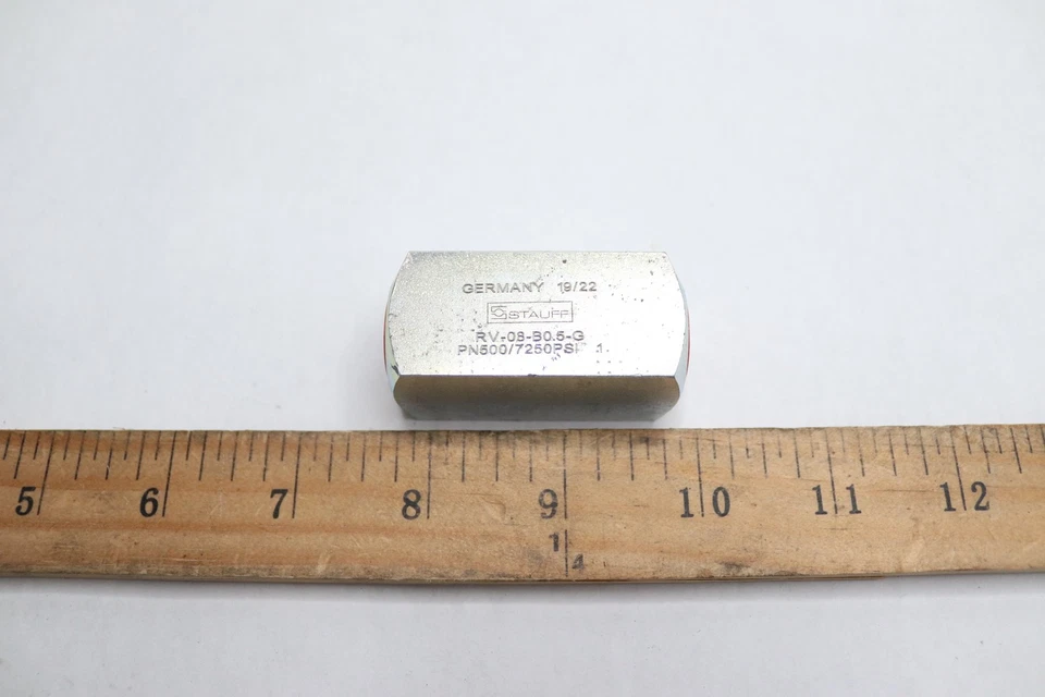 Stauff Stainless Steel Connection Check Valve 5076 Psi 1/4" BSP RV-08-B0.5-G - Image 1 of 1