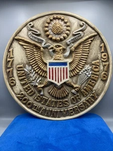 AN 18 INCH 200TH ANNIVERSARY "UNITED STATES OF AMERICA" PLAQUE 1776-1976 - Bild 1 von 3
