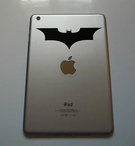1 x Bat Decal - Vinyl Sticker for iPad Mini Tablet Mac Macbook Air - Picture 1 of 2