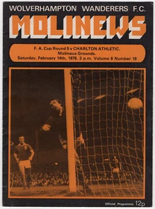 VINTAGE FOOTBALL PROGRAMME WOLVERHAMPTON v CHARLTON ATHLETIC 14th FEBRUARY 1976 - Picture 1 of 2