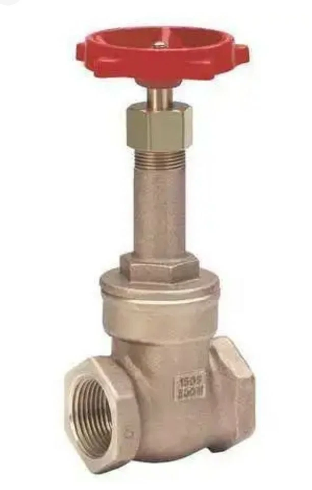 Milwaukee 148 1-1/2 Threaded Gate Valve, Class 125swp, 200psi wog - Image 1 of 4