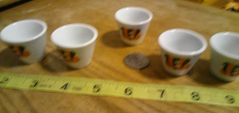 5 NFL FOOTBALL MINI PORCELAIN SHOT GLASS/cup Cincinnati Bengals Cover