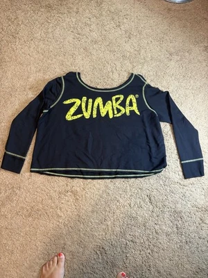 Camisa corta Zumba manga larga para mujer pequeña negra de gran tamaño Foto 1 de 4