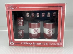 1/18 GMP Texaco Oil Can Drums Accessory Set 18869 - Picture 1 of 4