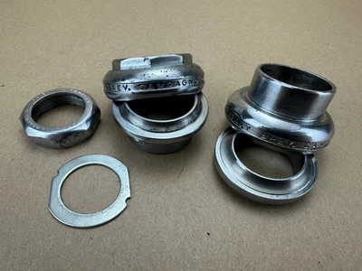 Auriculares roscados Campagnolo 25,4 x 24F inglés sin rodamientos Foto 1 de 4