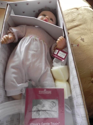 Muñeca bebé niña Ashton Drake Olivia's Gentle Touch realista talla 22" Foto 1 de 4