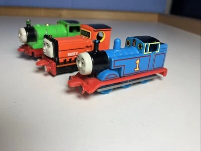 Lote De 3 De Colección ERTL Varios Años Thomas The Tank Engine & Friends Foto 1 de 4