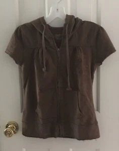 SO Girls Short Sleeve Hoodie Zipper Brown Top Size Medium - Picture 1 of 9