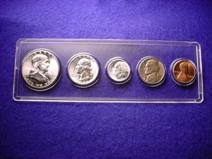 1958 PHILADELPHIA 5 COIN MINT SET ALL GREAT BU COINS 90% SILVER!! #40 - Picture 1 of 7