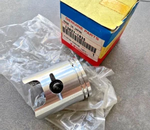 KAWASAKI KE100 KV100 KH100 PISTON ENGINE O/S 1.00 NOS 13027-1035 - Picture 1 of 6
