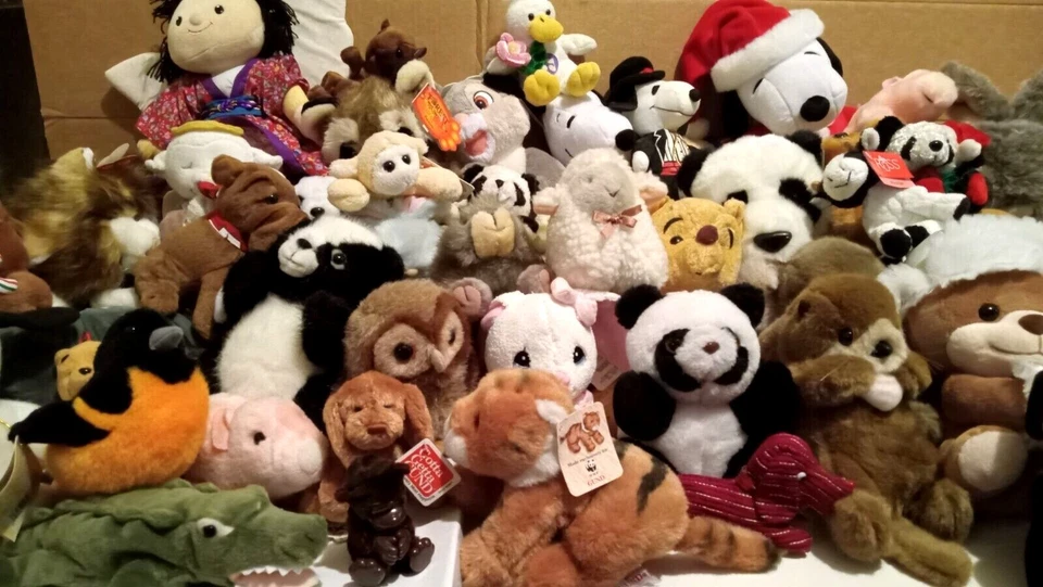 Juguetes de peluche de colección (U Pick) Russ Gund Disney Tokio años 70-2000 Foto 1 de 1