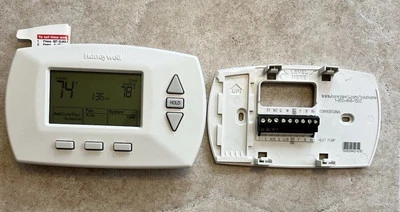 Honeywell RTH6350D 5-2 Day Programmable Thermostat - Image 1 of 4