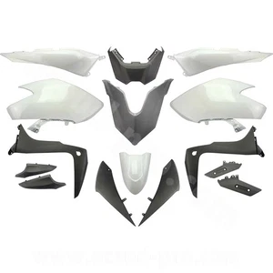 KIT CARROSSERIE ADAPT. YAMAHA TMAX 530cc 2017-2019 SX / DX WHITE COMPETITION (15 - Imagen 1 de 1