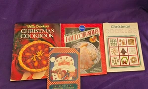 Lot of 4 Christmas Cookbooks – Betty Crocker, Pillsbury, Cookies & Holiday - Bild 1 von 1