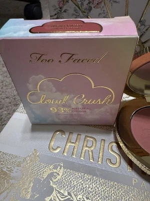 Too Faced Cloud Crush Blurring Blush 5g Velvet Crush Diffused Matte New in Box - Image 1 of 4