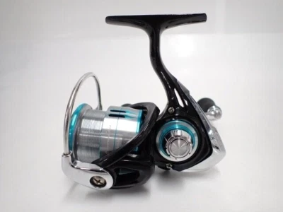 Carrete giratorio Daiwa 19 Emeraldas LT 2500S-H-DH Foto 1 de 3