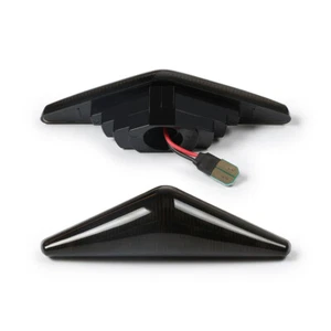 Coppia frecce laterali nere per Ford Focus MK1 Mondeo MK III Falcon - Foto 1 di 9