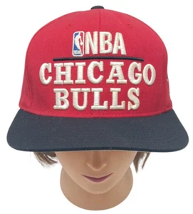 Gorra Chicago Bulls Snap Back roja negra Mitchell Ness NBA baloncesto para hombre - Imagen 1 de 5