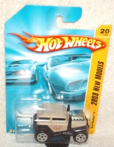 Hot Wheels 2008 New Models #20 Bad Mudder 2 tan,HTF Black Fenders,ex.card - Picture 1 of 2