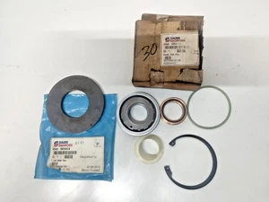 Sauer Danfoss Shaft seal kit - NEW - Picture 1 of 11