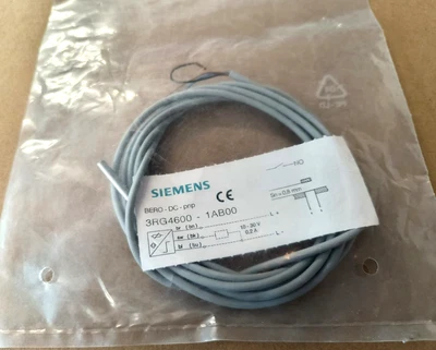 Siemens 3RG4600-1AB00 Inductive Proximity Sensor PNP - Image 1 of 2
