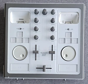 Numark iDJ Dual-Deck iPod/Turntable Mixing Controller (For Parts) - Picture 1 of 5