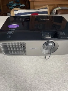 Benq mx722 Projector With Handset - Picture 1 of 4