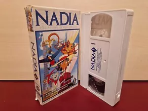 Nadia 1 - The Secret of Blue Water - Animated - NTSC VHS Video Tape (A206) - Bild 1 von 2