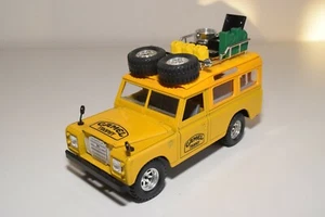 A19 1:24 BBURAGO BURAGO 0167 167 LAND ROVER CAMEL TROPHY RALLY VN COME NUOVO ... - Foto 1 di 7