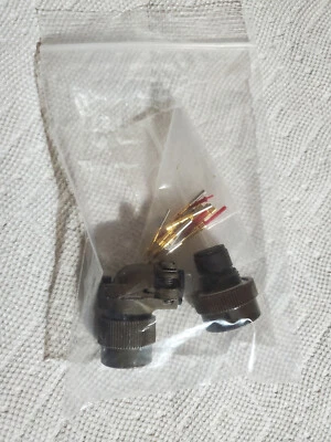 Souraiu 851-08RC12-10S50 Circular MIL Spec Connector Assembly w/Strain Relief - Image 1 of 3