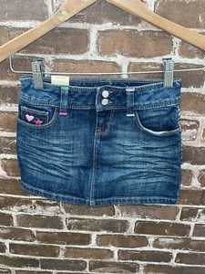 NWT GAP KIDS GIRLS 6 REGULAR DENIM SKIRT HEARTS STARS EMBROIDERED INCLUDES SHORT - Picture 1 of 3