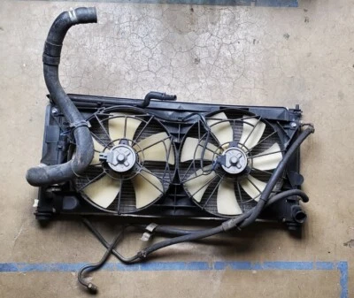 Radiator Fan Shroud Assemnly Automatic 00-05 CELICA TOYOTA GT 2002 2000 2001 oem - Image 1 of 4