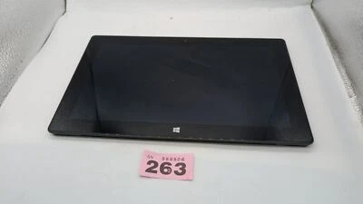 Microsoft Surface RT 1516 32GB Wi-fi 10.6" Windows 8 Tablet PC Spares or Repairs - Image 1 of 4