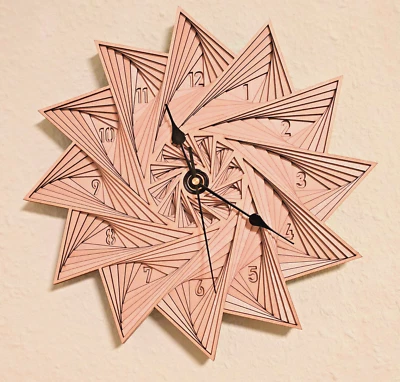 Wanduhr 3D aus Holz, gelasert, ca. 28 cm groß, leises Quarz-Uhrwerk, Battarie AA - Bild 1 von 3