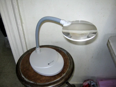 Lupa OTT-LITE não elétrica - Imagem 1 de 4