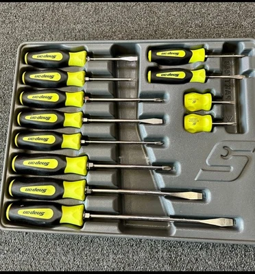 Snap On Tools SGDX120BHV 12pc Hi-Viz Yellow Soft Grip Combo Screwdriver Set - Image 1 of 4