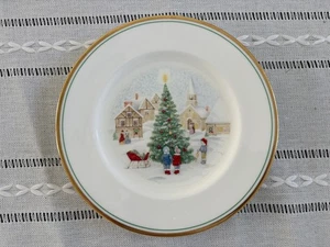Ein Mikasa Merry Christmas Speiseteller Bone China Top Zustand - Bild 1 von 5