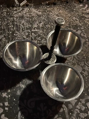 VTG Oneida Custom Stainless 18/8 Condiment Relish 3 Bowl Black Floral Accent - Image 1 of 3