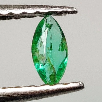 0,09 quilates Natural Perfecto Brillo Verde Zambia Esmeralda Corte Marquesa 9546-x Foto 1 de 2