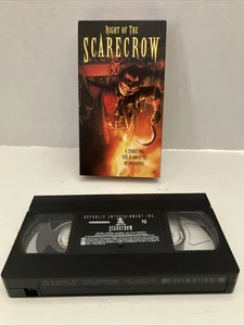 Night of the Scarecrow (VHS, 1996) Cult Classic Horror Movie Tested Working - Foto 1 di 13